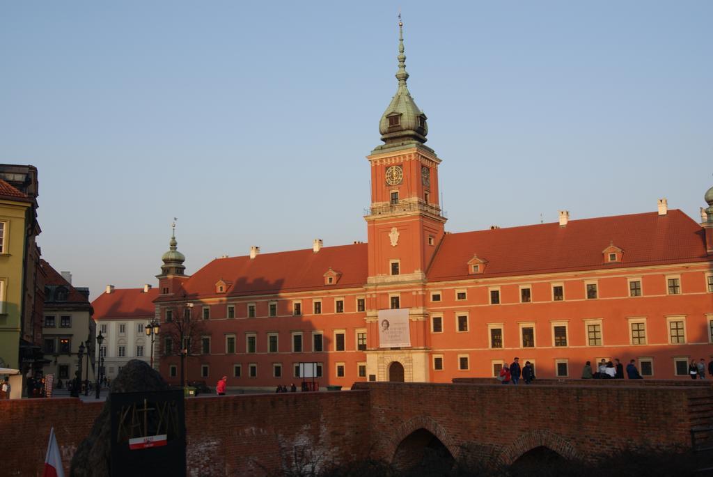 Apartment Castle Square Z Widokiem Na Plac Zamkowy I Zamek Krolewski Varsovie Chambre photo